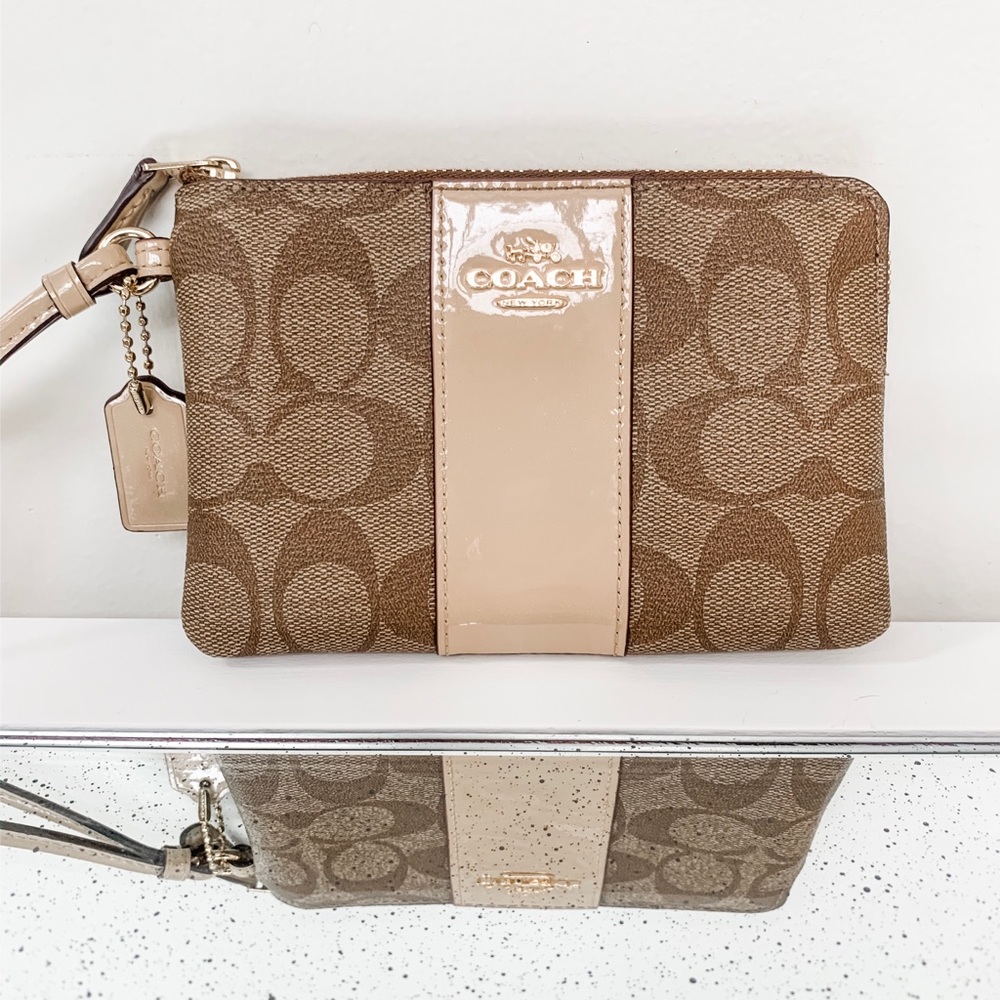 New Coach Wristlet
